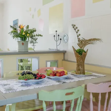 Oggy Balcony דירה