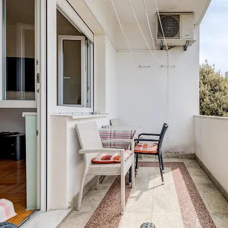 Daire Oggy Balcony Split