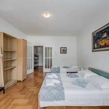 Apartmán Oggy Balcony *