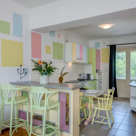 Oggy Balcony Apartmán *